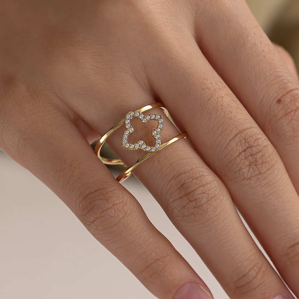 Sparkling Lucky Flower Edelstahl Ring     