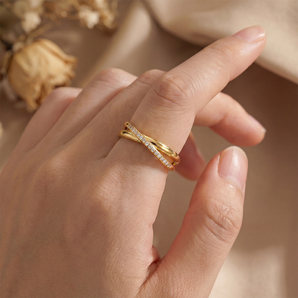 gekreuzter Zirkonia Edelstahl Ring    