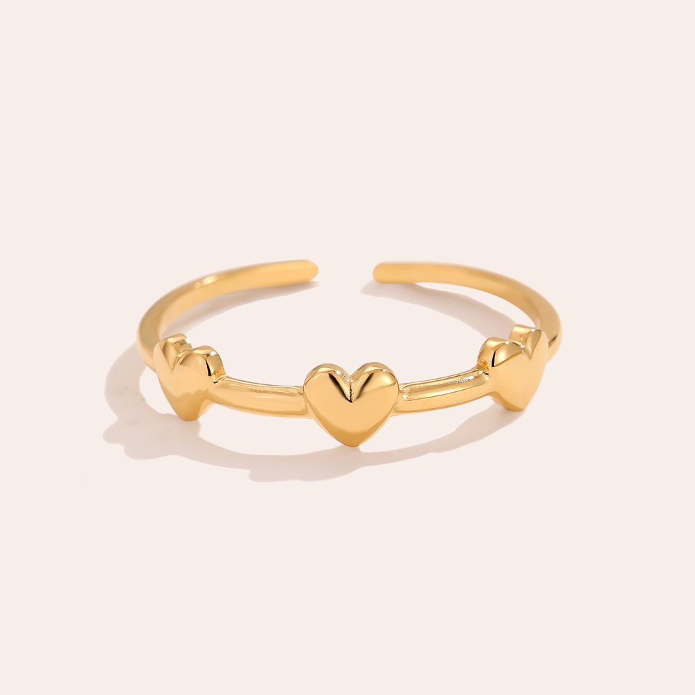 Three Tiny Heart Edelstahl Ring  