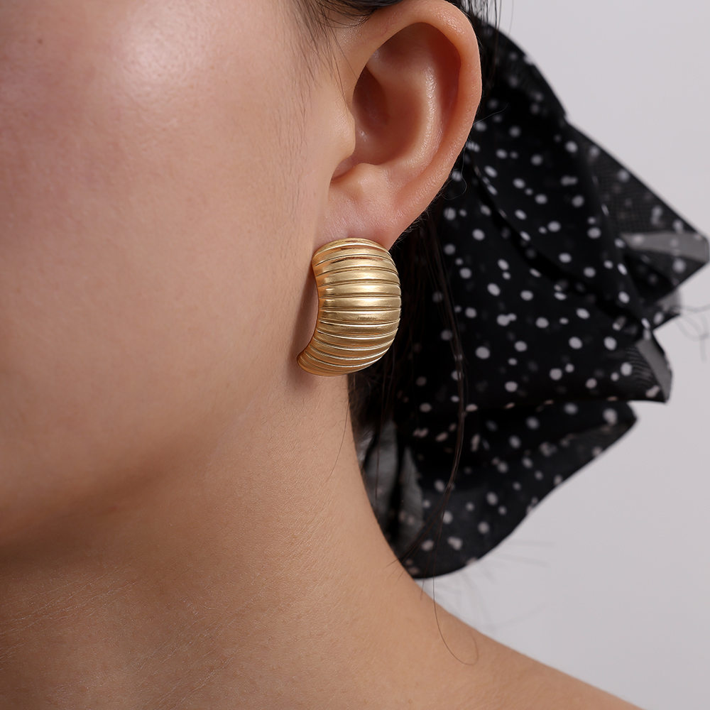 1.8*2.8cm Fine Golden Edelstahl Ohrringe  