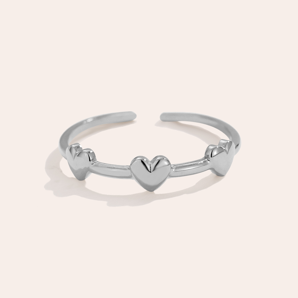 Three Tiny Heart Edelstahl Ring  