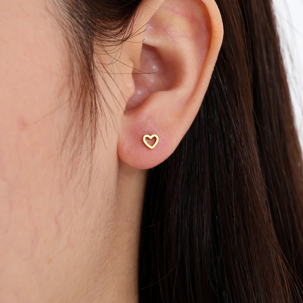 5mm Mini Hollow Heart Edelstahl Piercing     