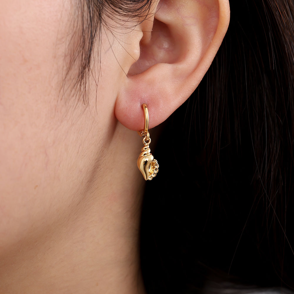 2.7cm Conch Vergoldete Ohrringe     