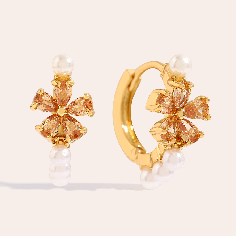 Vergoldete Ohrringe 13mm Pearl Hoop With Diamond Flower