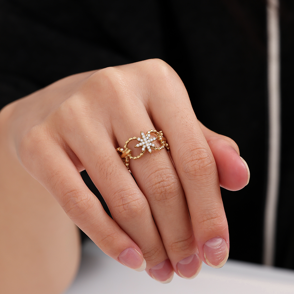 Diamond Star In Linked Cycles Edelstahl Ring     