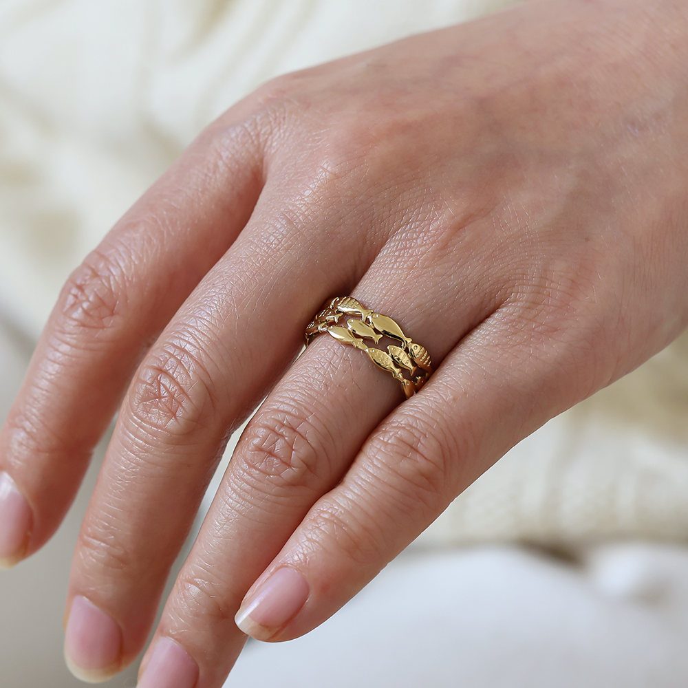 Verstellbarer viele kleine Fische Edelstahl Ring       