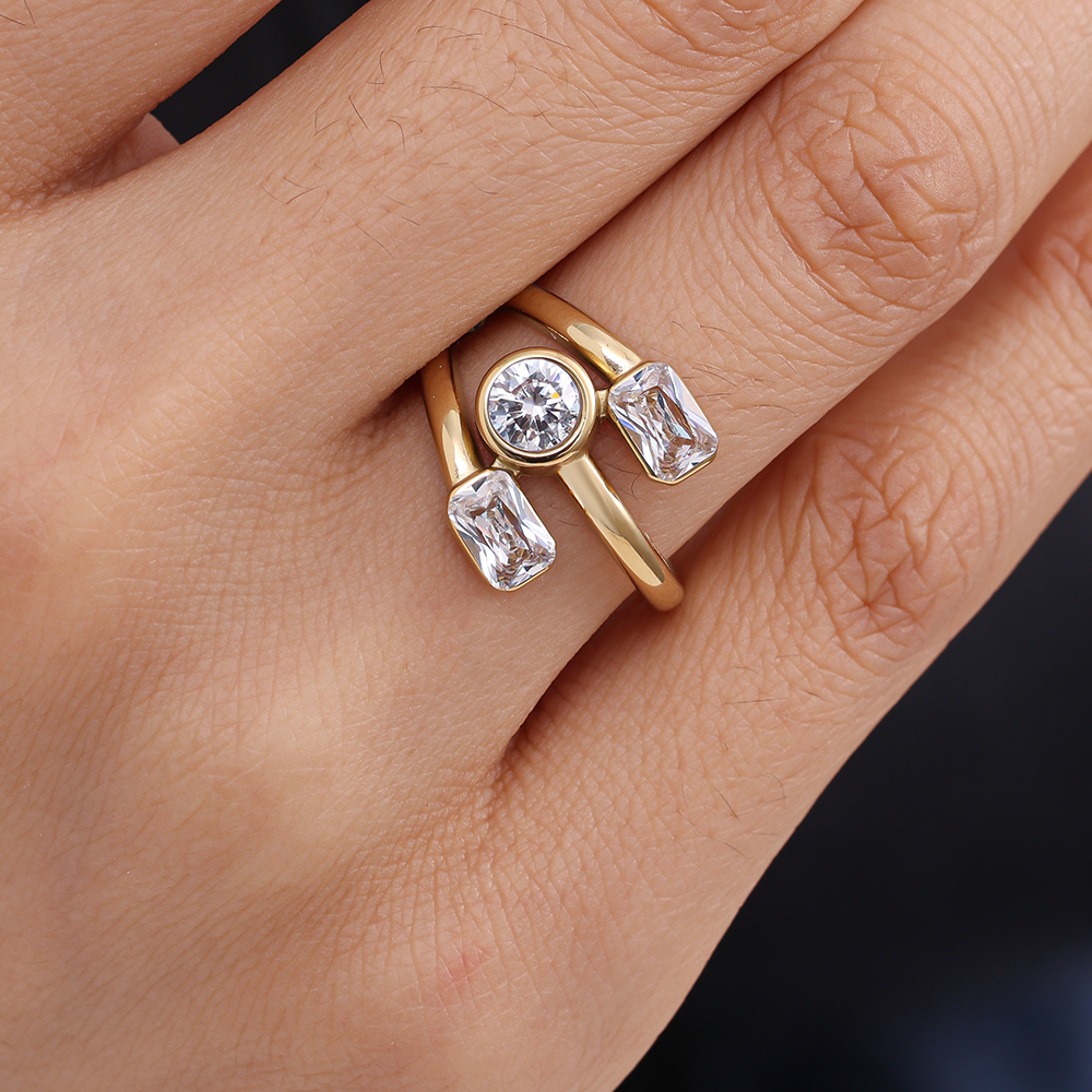 Some Diamonds Edelstahl Ring   