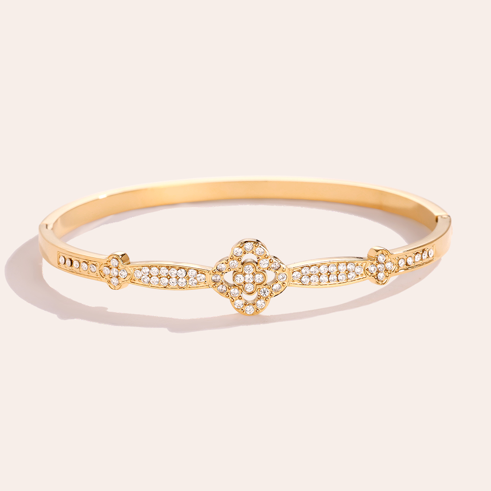 6.25cm Diameter Pro Diamond Lucky Flower Edelstahl Armreif    