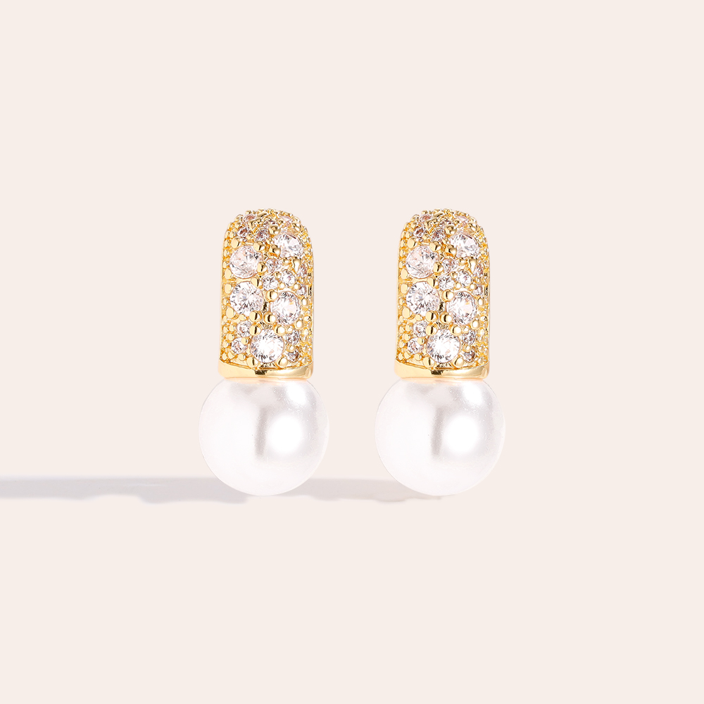 17mm Pearl And Diamond Vergoldete Ohrringe   