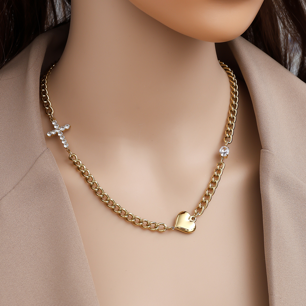 45cm Heart And Diamond Cross Edelstahl Halskette        