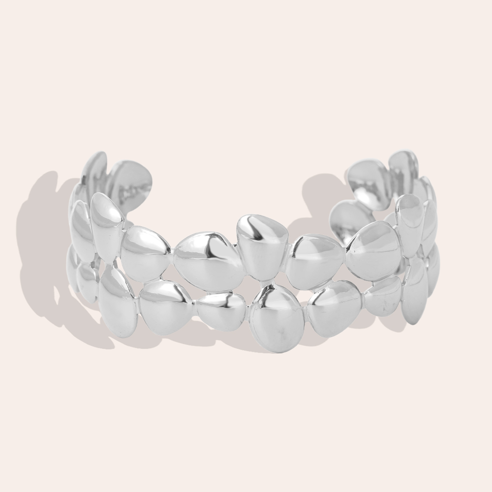 Verstellbarer viele unregelmäßige Kreise Edelstahl Armreif       