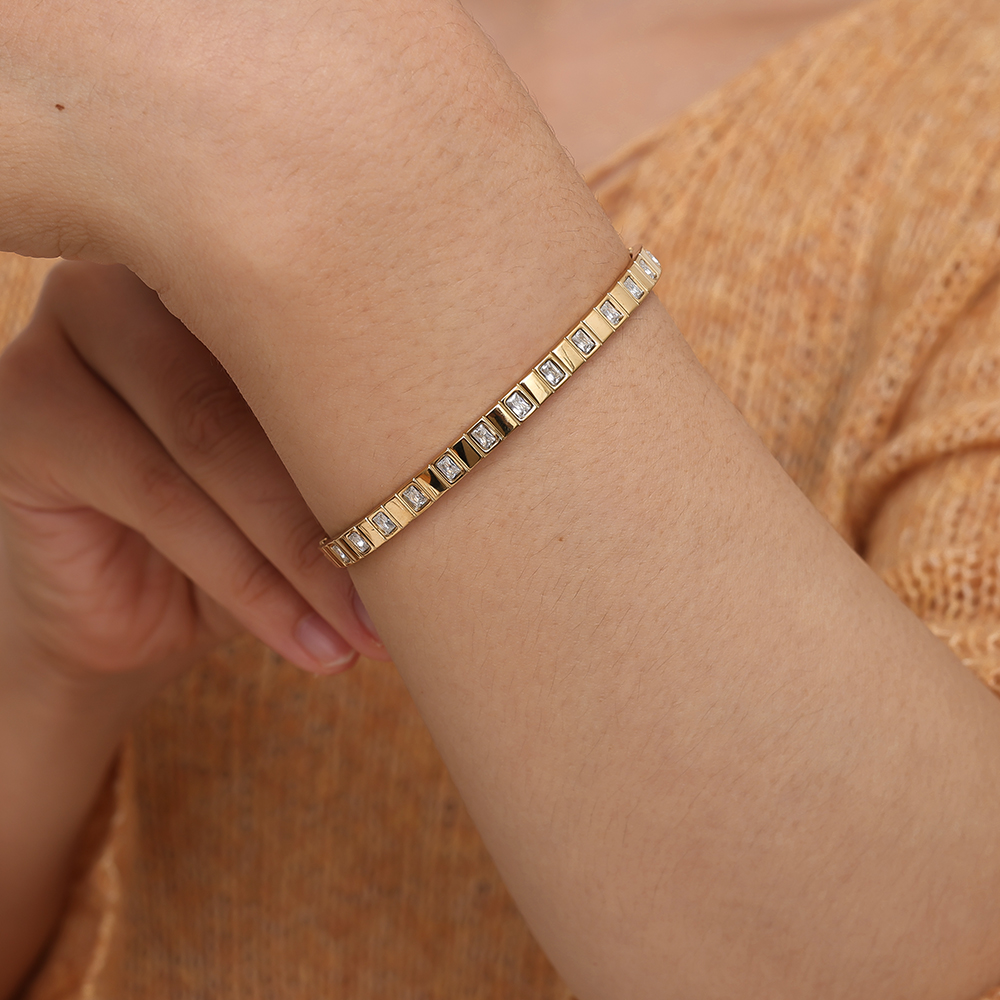 6.2cm Diameter Cube Diamonds Edelstahl Armreif    