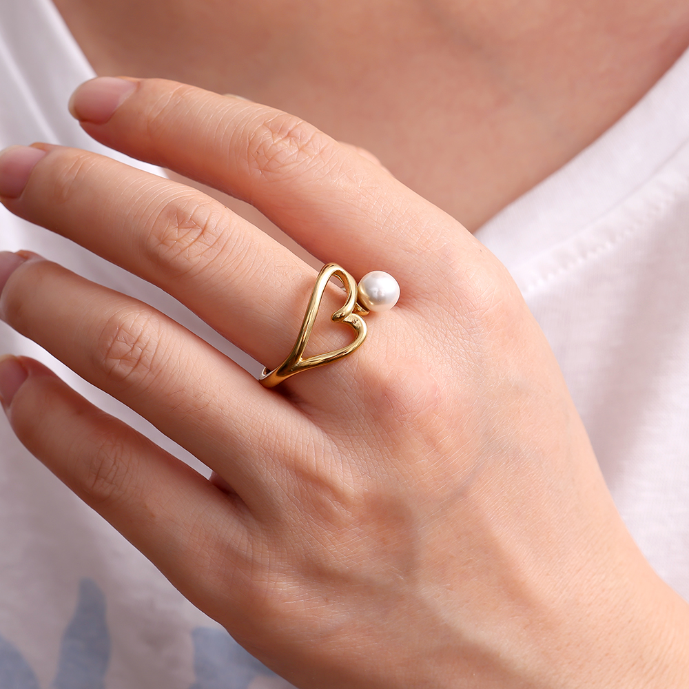 Pearl And Heart Edelstahl Ring     