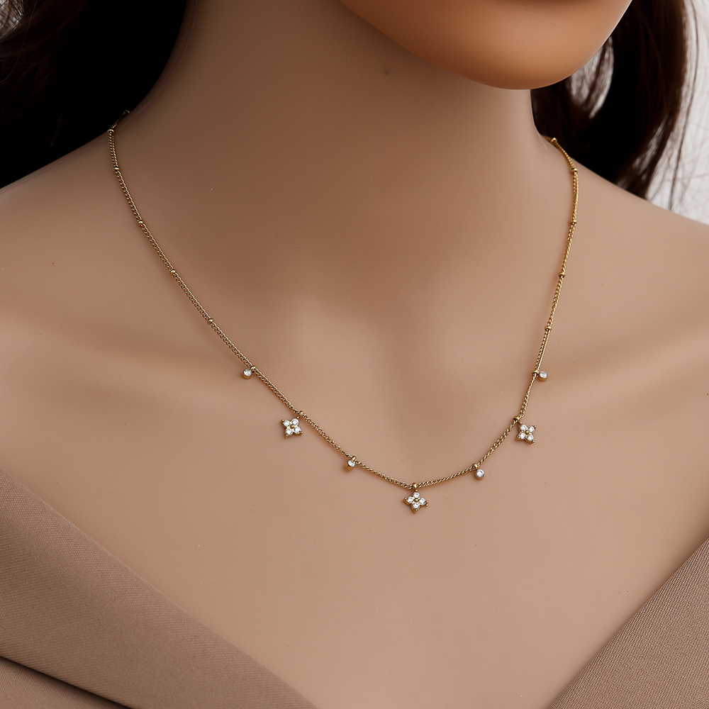 40cm Tiny Diamond Flower Edelstahl Halskette      