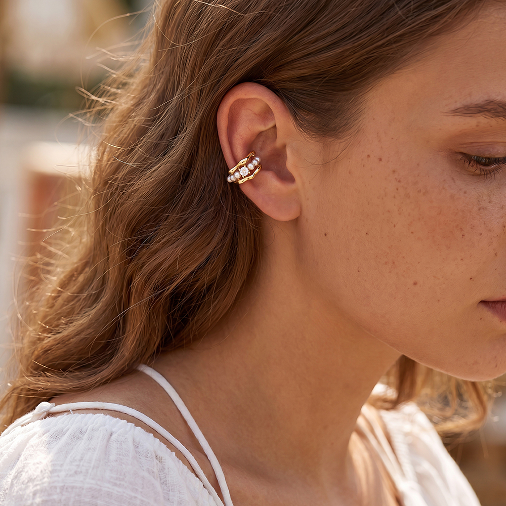 Vergoldete Ear-cuffs 17mm Zirkonia Kleine Perle 