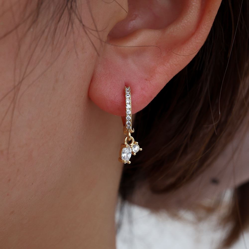 Sparkling Pair Diamond Round Vergoldete Ohrringe