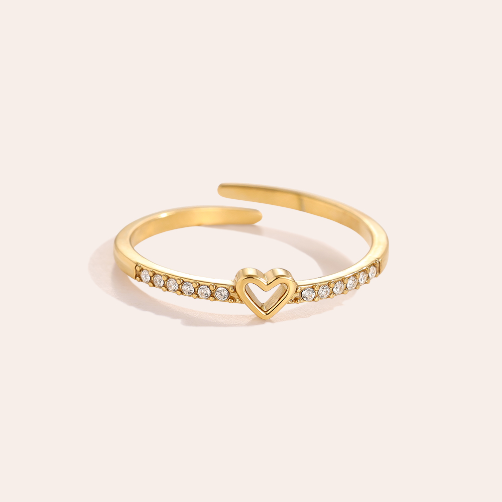 Small Heart In Diamonds Edelstahl Ring    